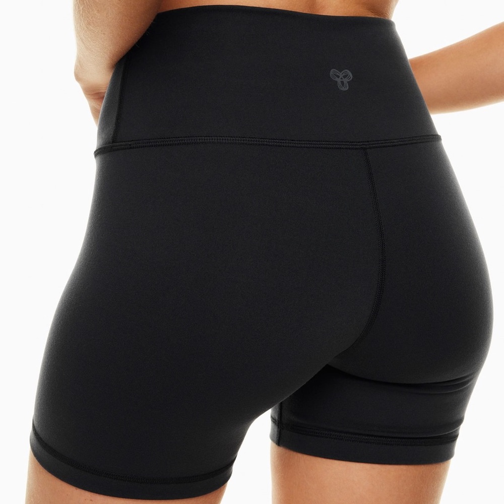TnaLIFE™ Atmosphere Hi-Rise 5" Short